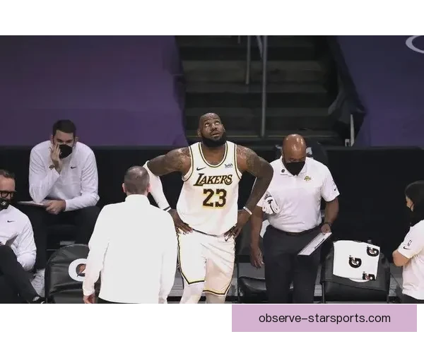 湖人队迎来新赛季挑战 詹姆斯、戴维斯领衔重组阵容目标总冠军